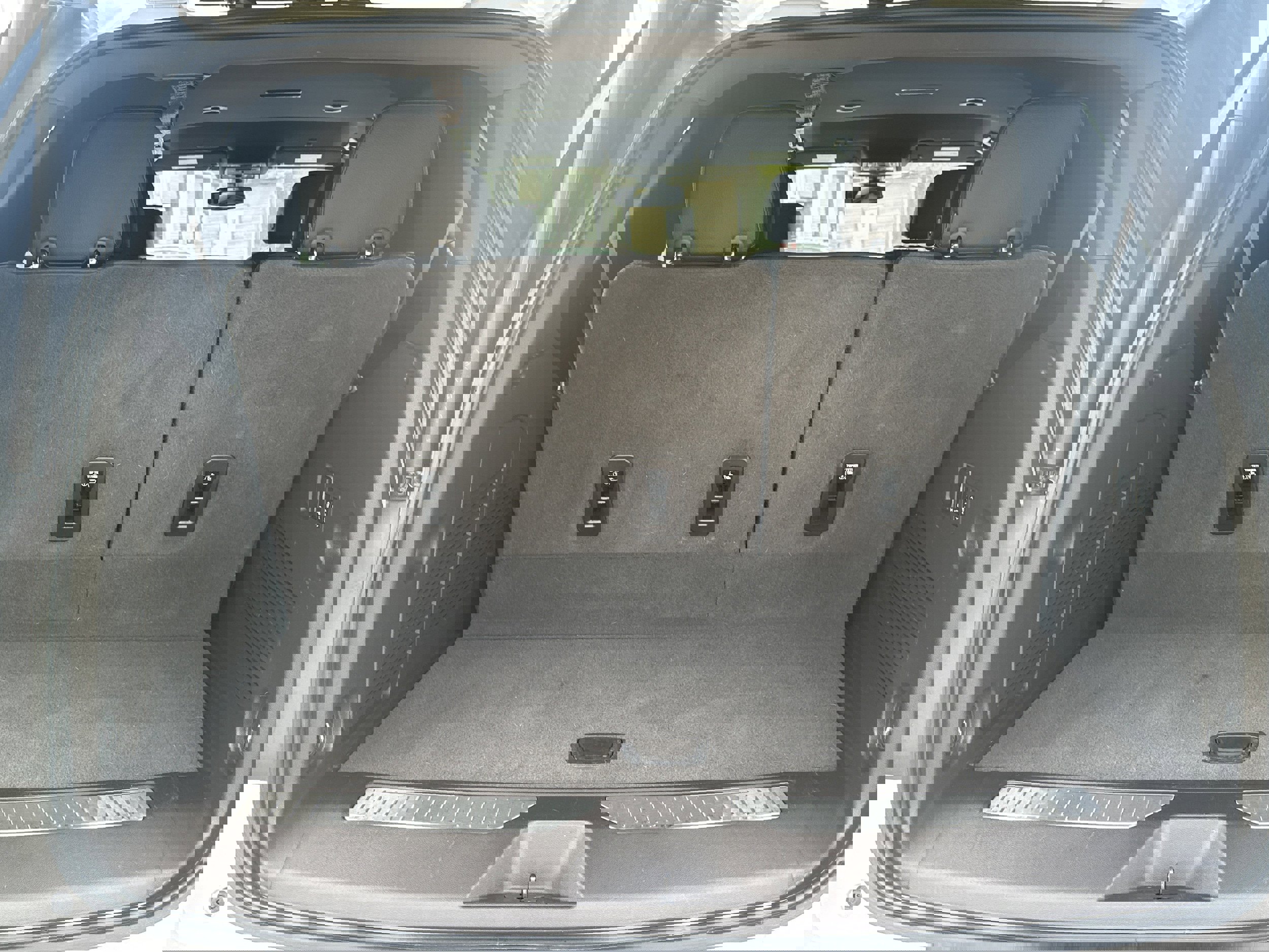 Used 2022 GMC Yukon Denali image 18