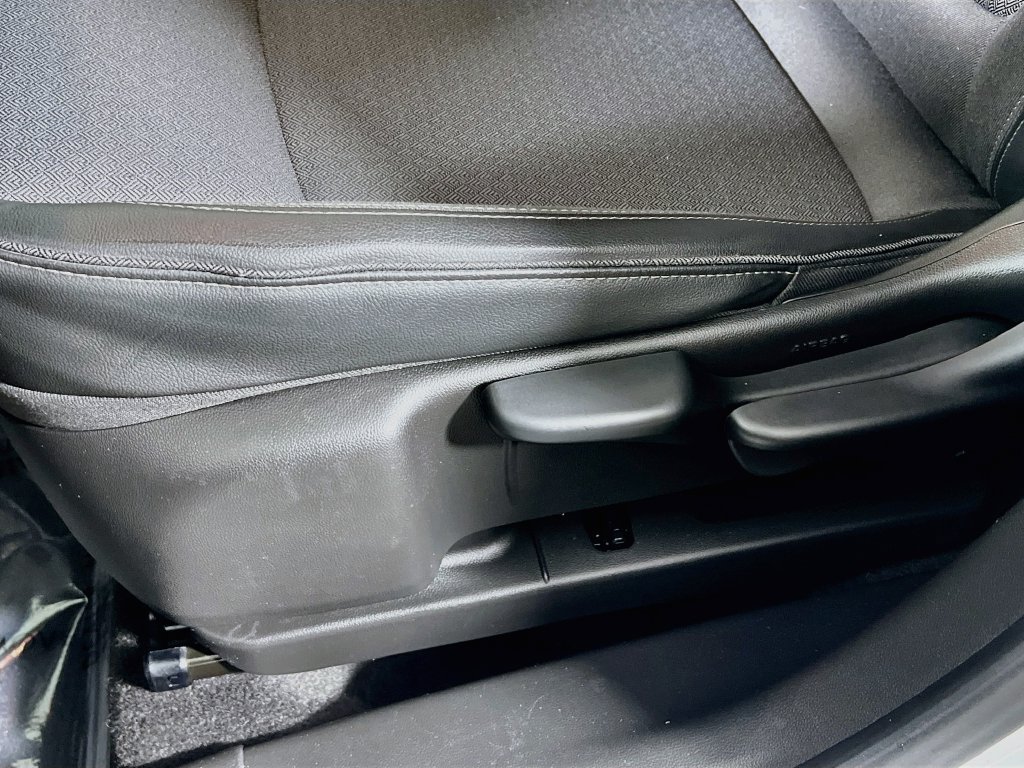 Used 2021 Buick Encore GX Preferred FWD image 17