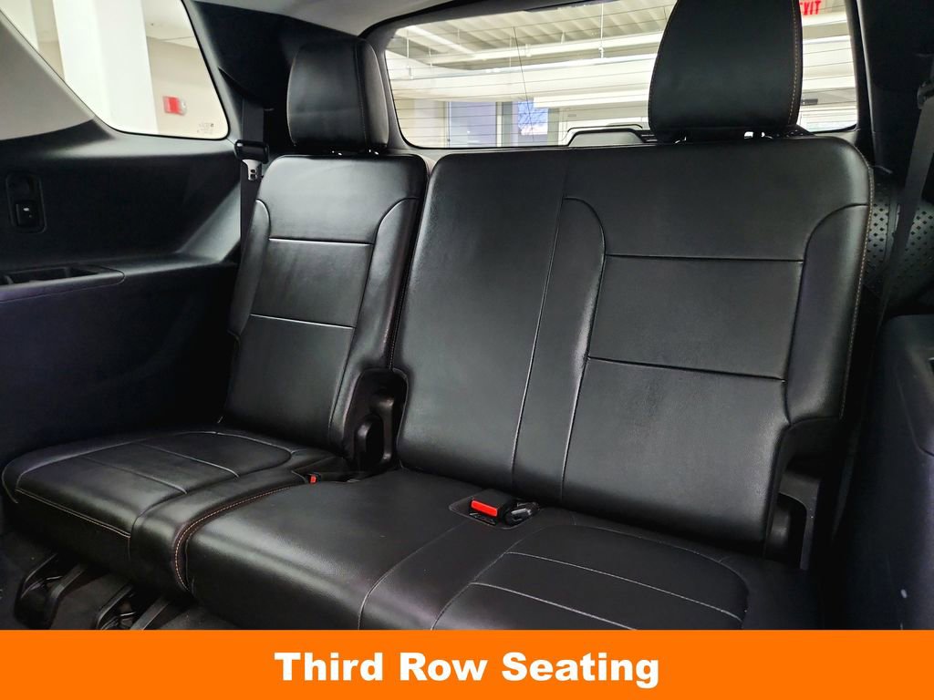 Used 2020 Chevrolet Traverse LT w/ LPO, Floor Liner Package image 28