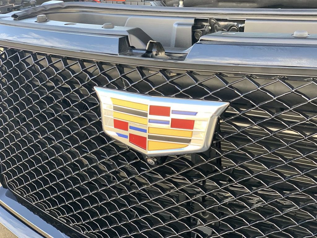 Certified 2024 Cadillac Escalade ESV V w/ Heavy-Duty Trailer Package image 29