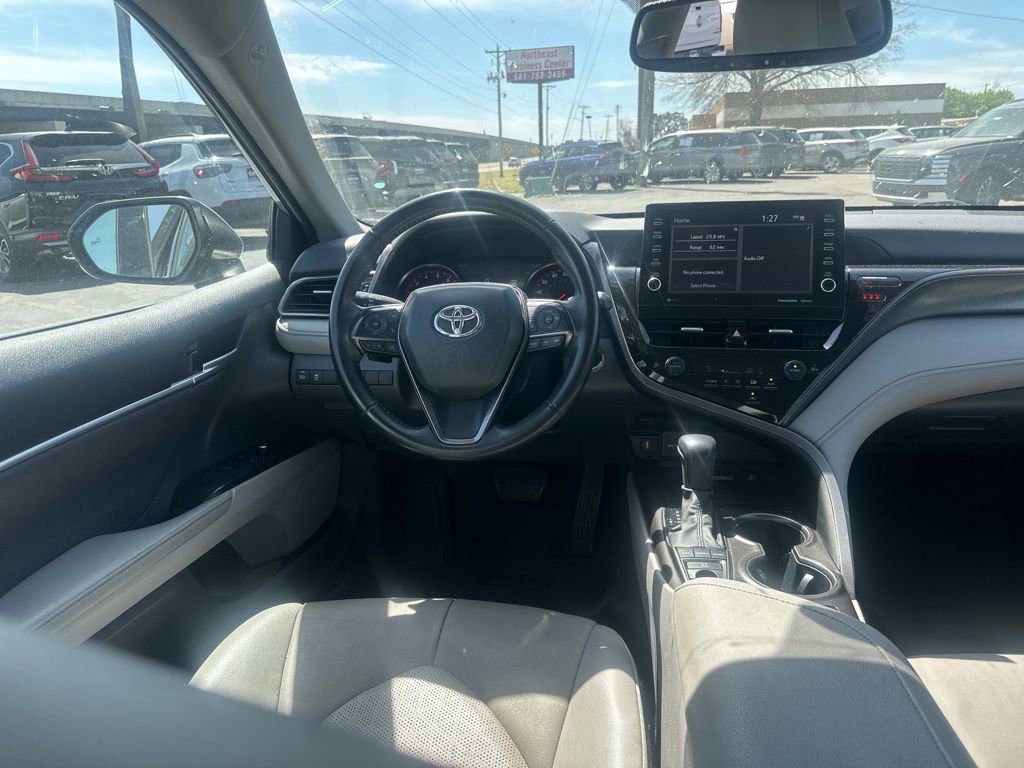 Used 2023 Toyota Camry XSE image 15