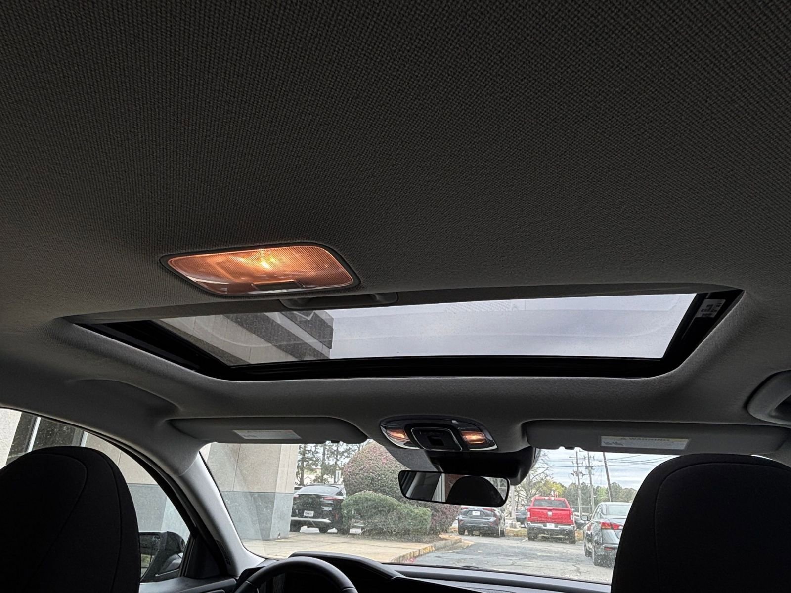 Used 2025 Hyundai Elantra SEL image 35