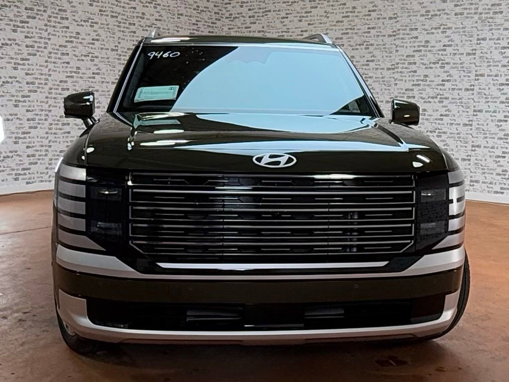 New 2026 Hyundai Palisade Calligraphy FWD image 3