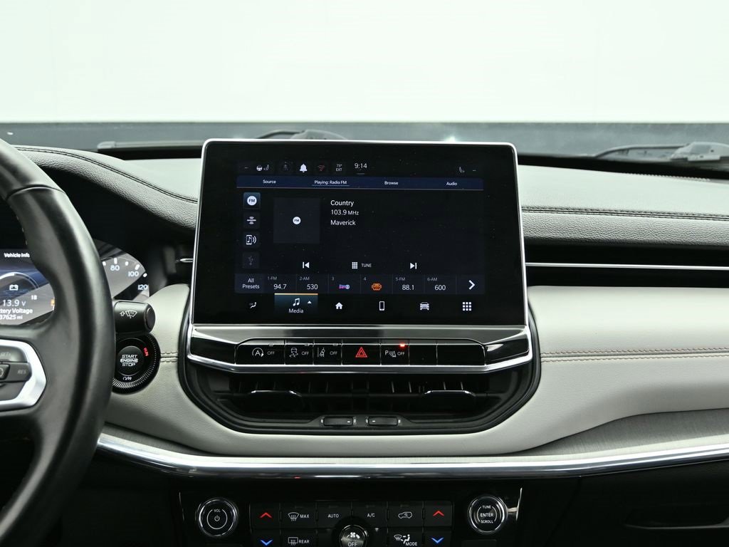 Certified 2022 Jeep Compass Limited image 23