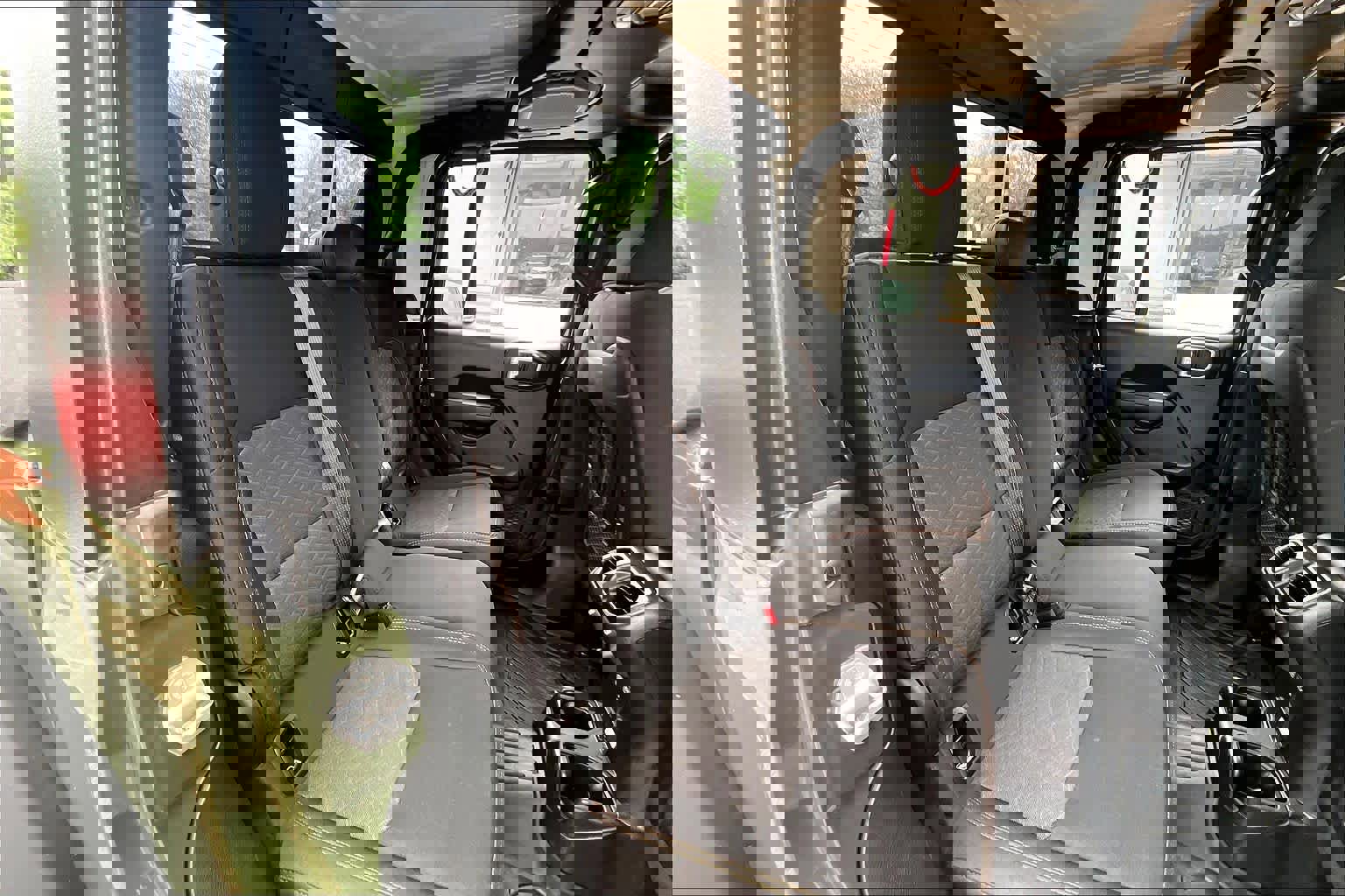 Used 2023 Jeep Gladiator Mojave w/ Cold Weather Group AWD/4WD image 19