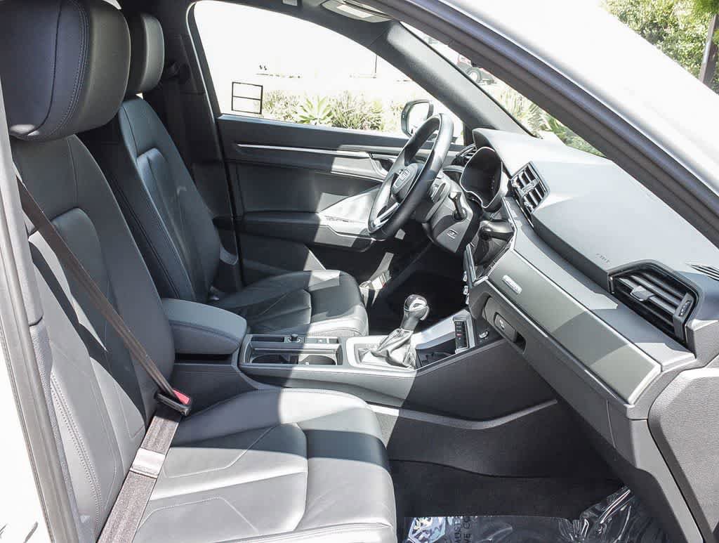 Used 2023 Audi Q3 2.0T Premium Plus w/ Premium Plus Package AWD/4WD image 16