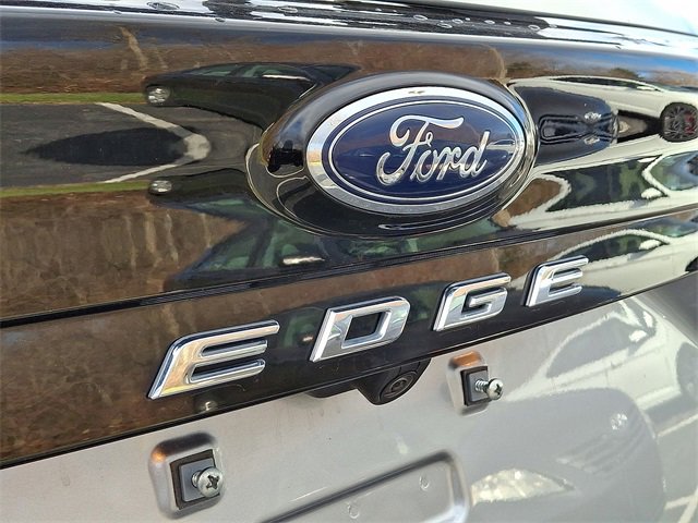 Used 2024 Ford Edge Titanium image 31