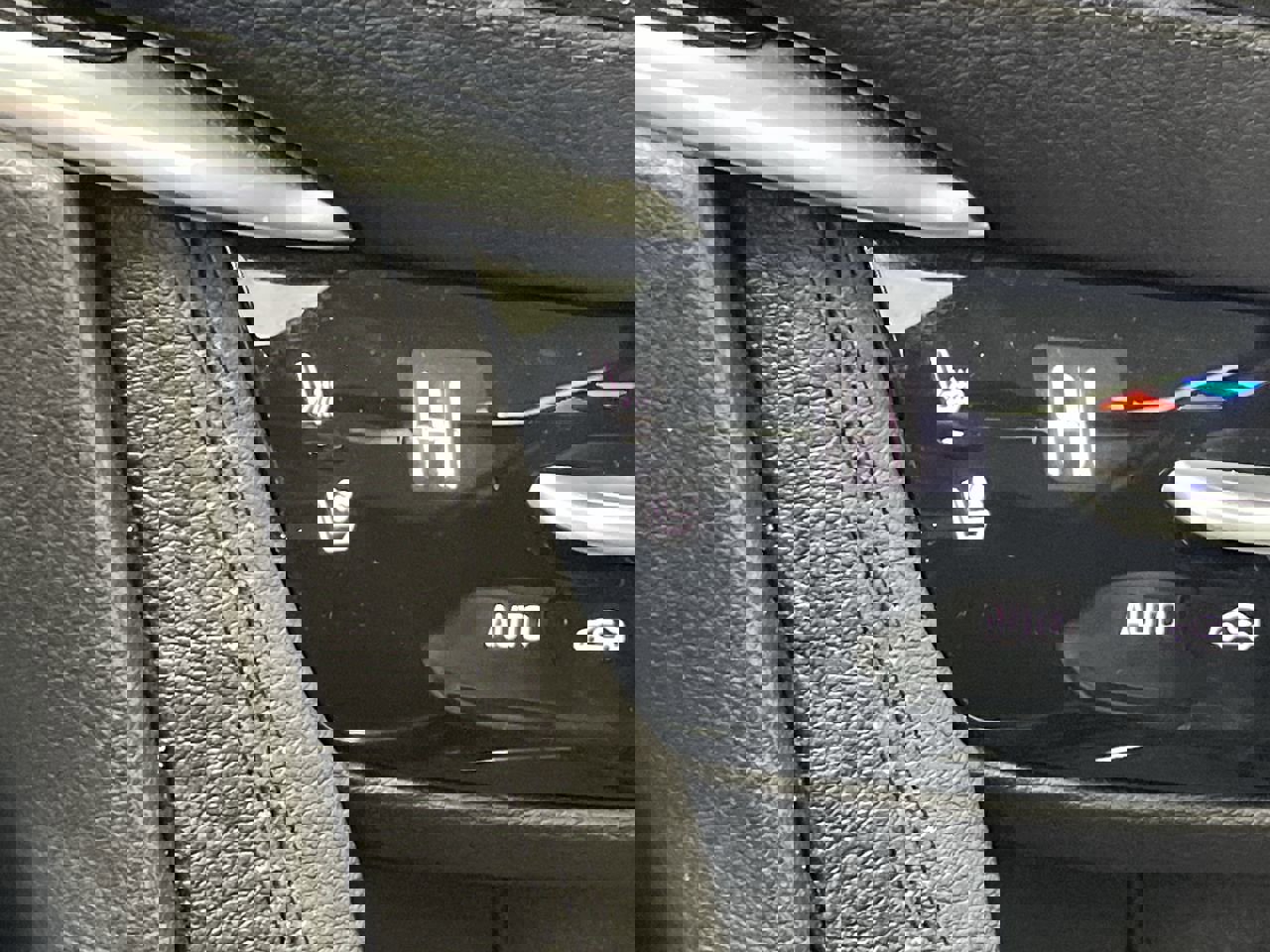 Certified 2025 Cadillac XT5 Premium Luxury image 25