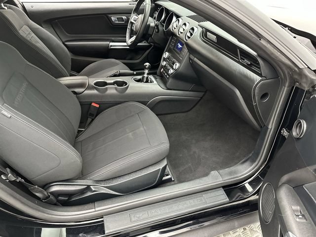 Used 2022 Ford Mustang Coupe RWD image 23