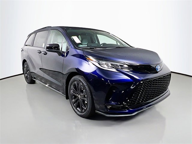 New 2025 Toyota Sienna XSE