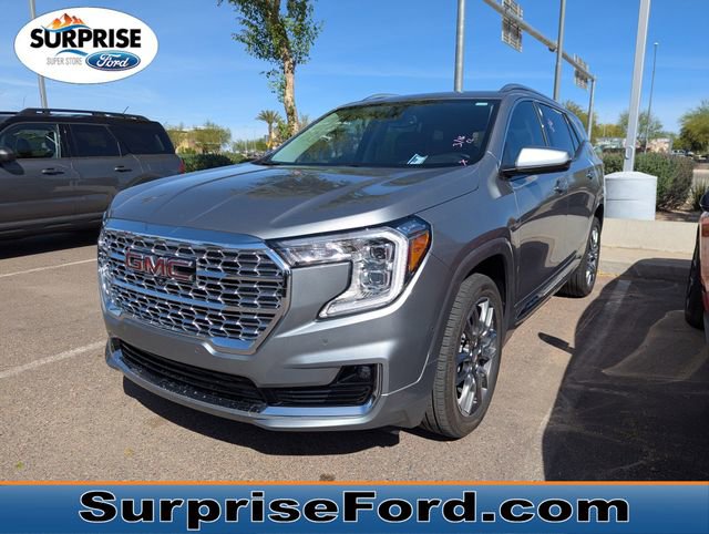 Used 2024 GMC Terrain Denali w/ Denali Premium Package image 1