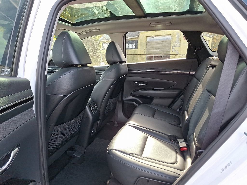 Used 2022 Hyundai Tucson Limited image 10