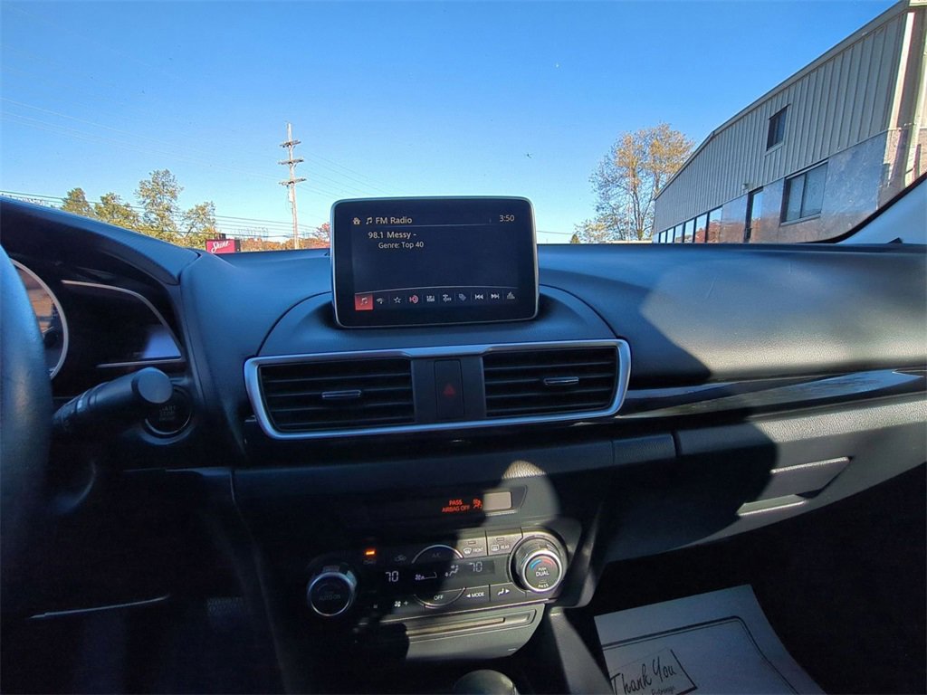 Used 2015 MAZDA MAZDA3 i Touring w/ Technology Package image 13