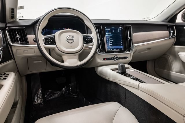Used 2023 Volvo S90 B6 Plus AWD/4WD image 7