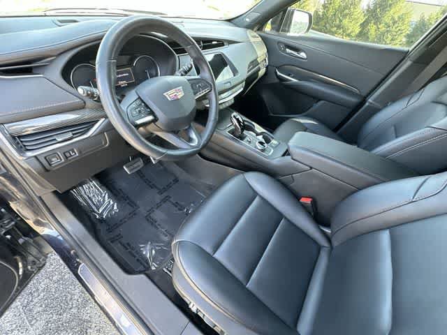 Used 2023 Cadillac XT4 Sport w/ Sun And Sound Package AWD/4WD image 17