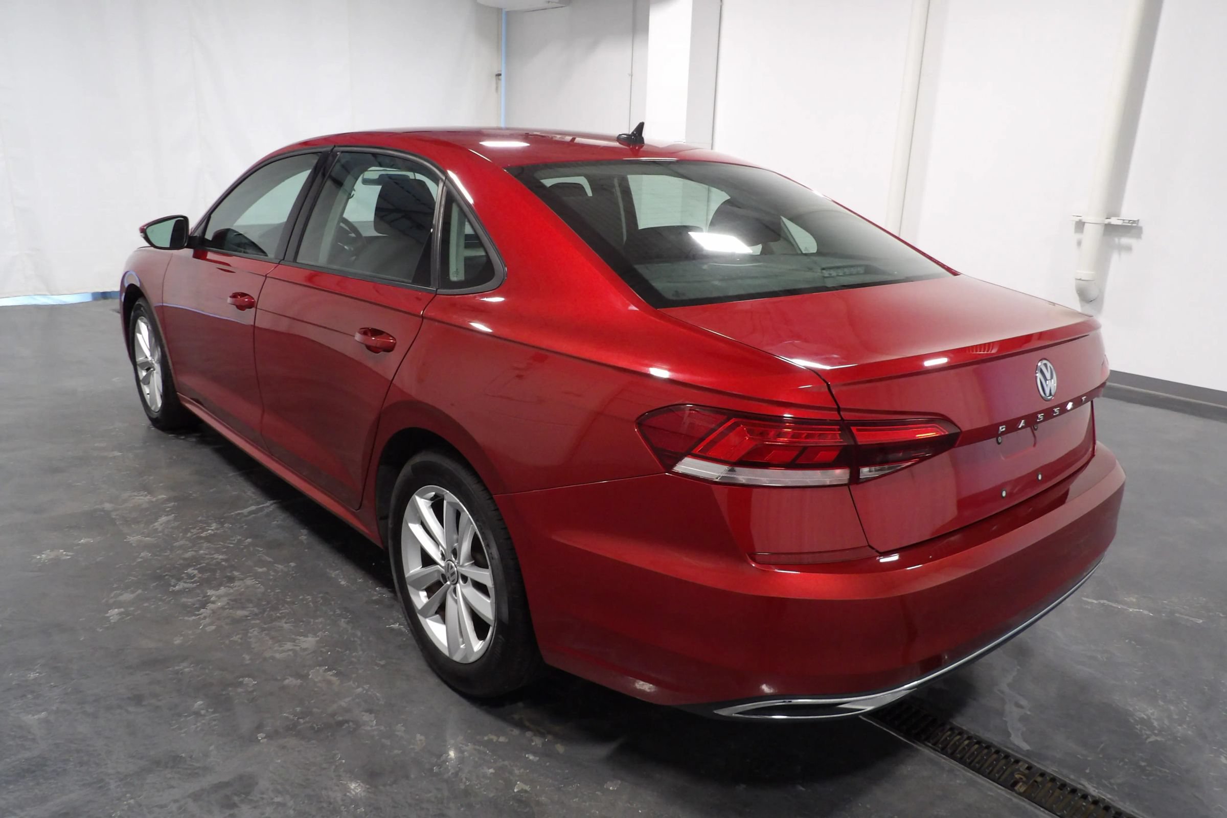 Used 2021 Volkswagen Passat 2.0T S FWD image 6