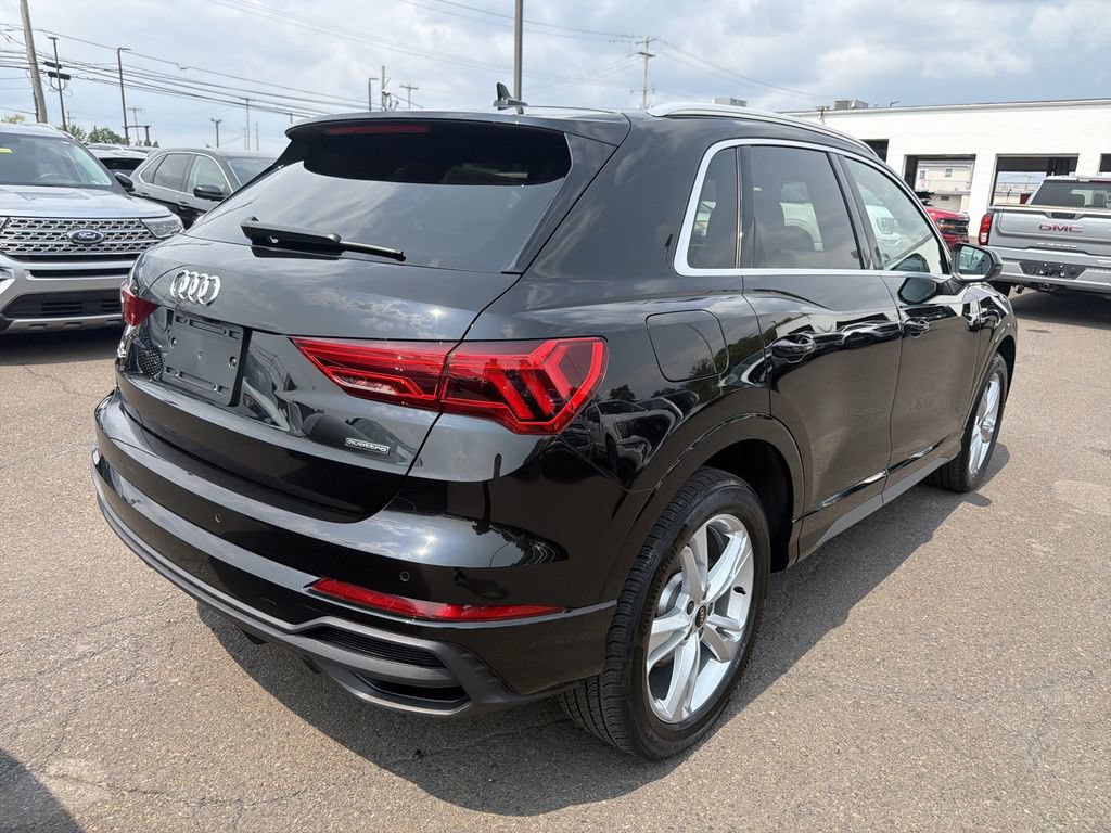 Used 2023 Audi Q3 2.0T Premium Plus AWD/4WD image 5