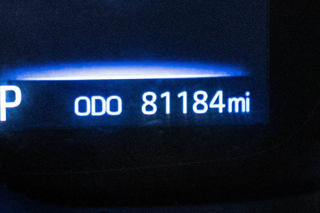 Used 2022 Toyota Corolla LE FWD image 17