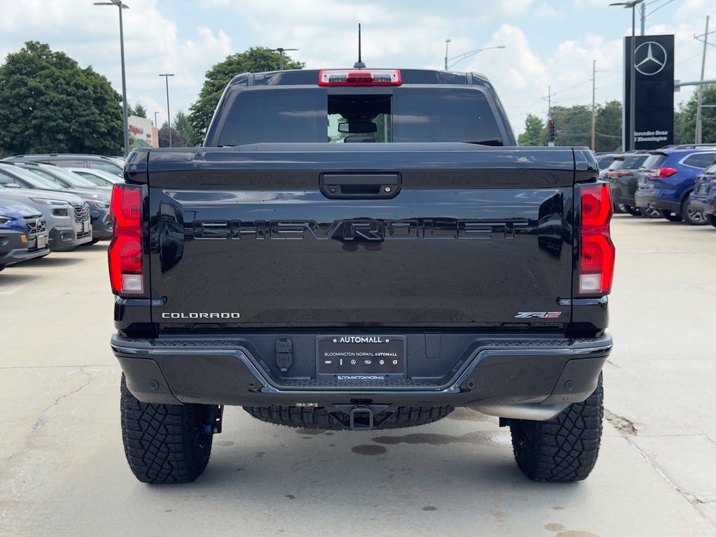 Used 2025 Chevrolet Colorado ZR2 AWD/4WD image 6