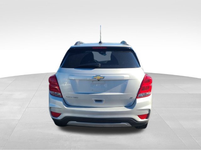Certified 2019 Chevrolet Trax LT w/ LT Convenience Package AWD/4WD image 4