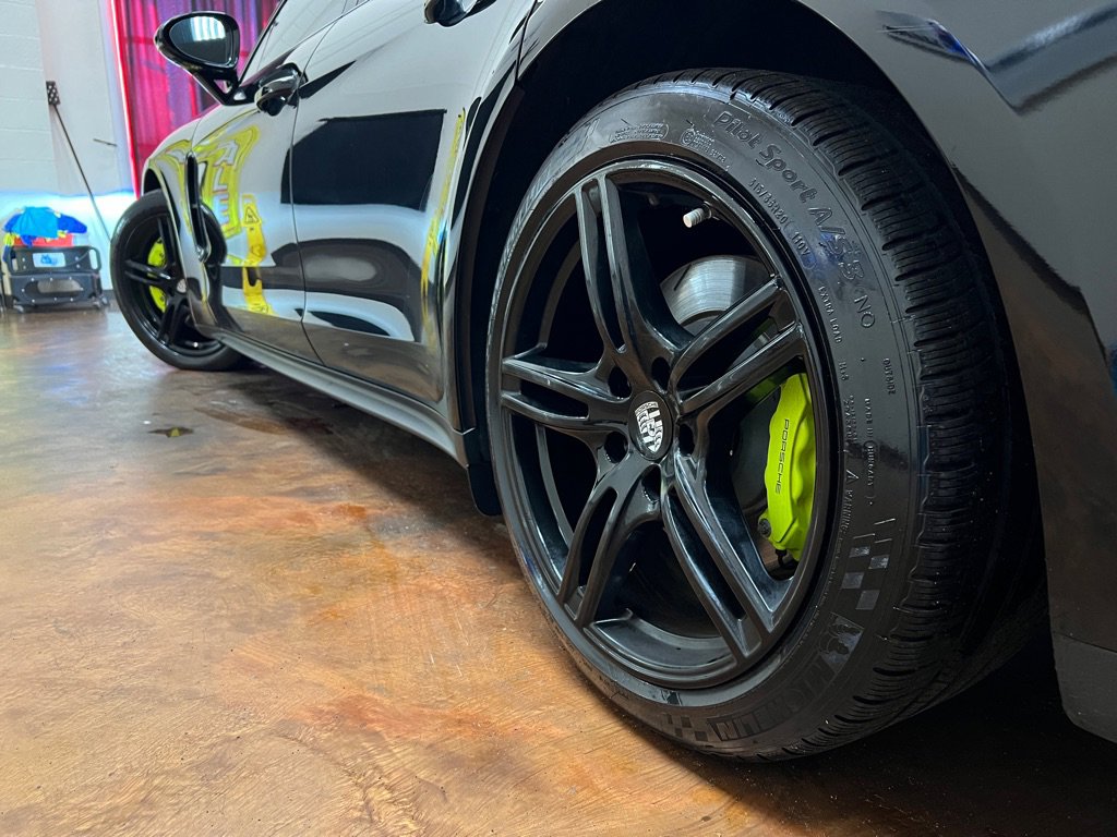 Used 2018 Porsche Panamera 4 w/ Premium Package Plus image 41