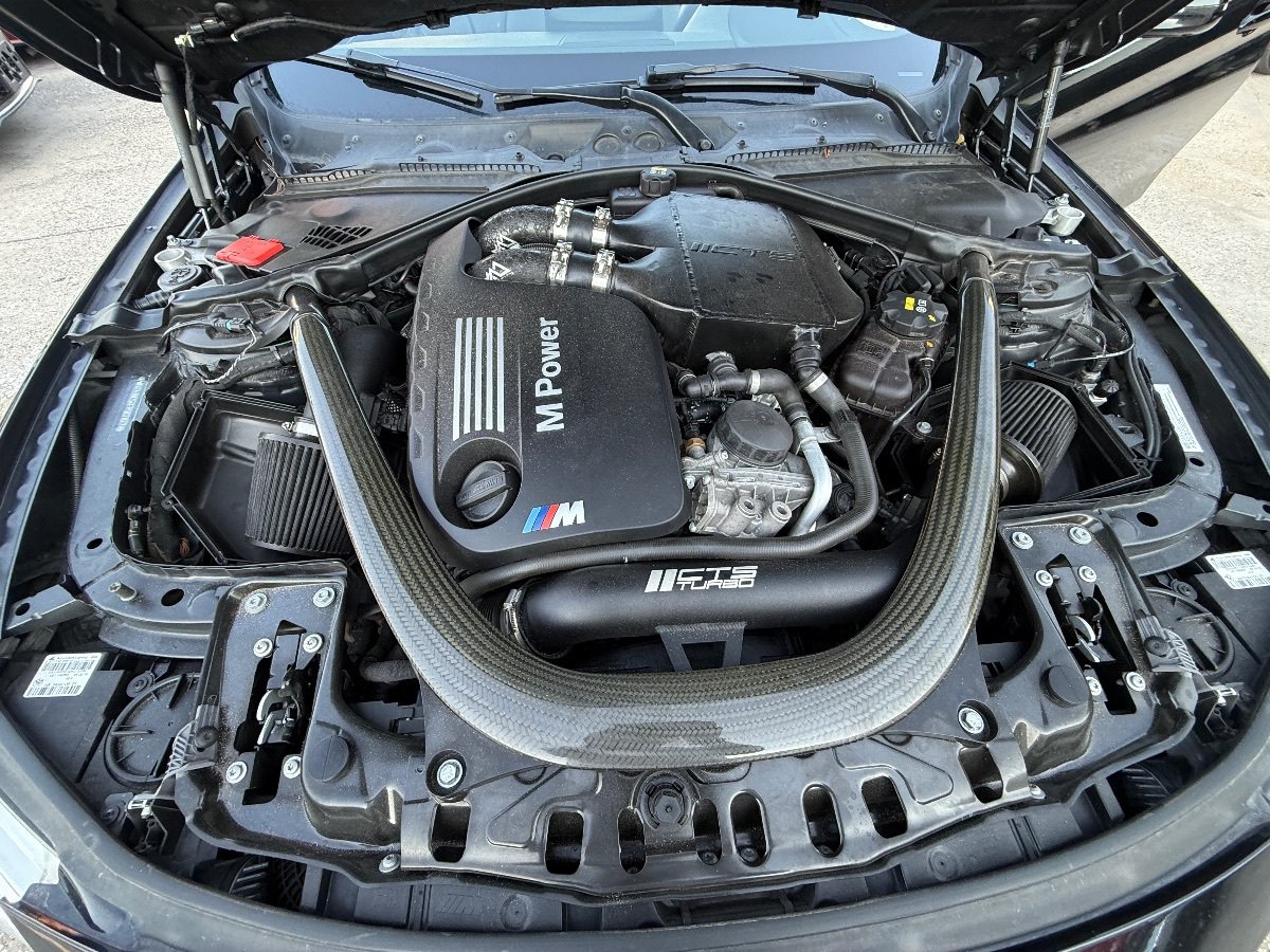 Used 2015 BMW M4 Convertible RWD image 42