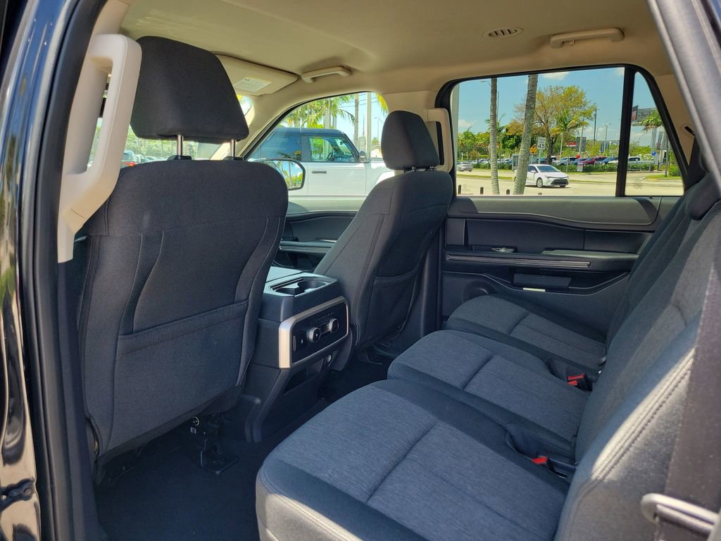 Used 2024 Ford Expedition Max XLT RWD image 7