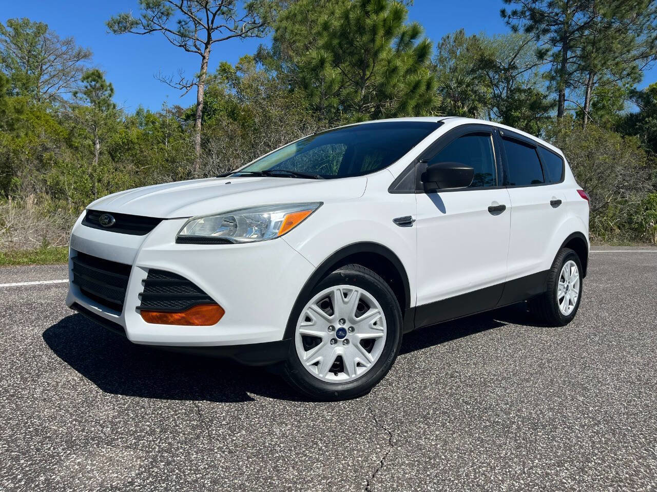 Used 2014 Ford Escape S image 1