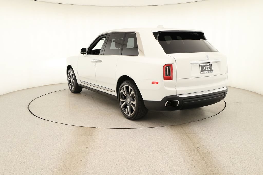 Used 2024 Rolls-Royce Cullinan w/ Cullinan Package AWD/4WD image 4