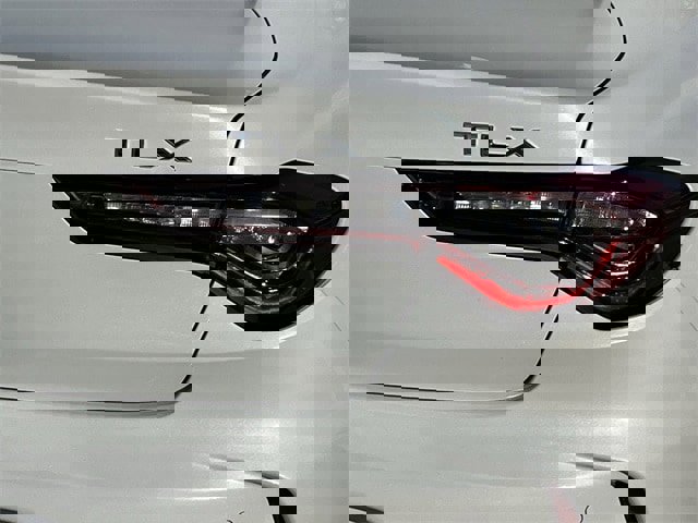 Used 2024 Acura TLX w/ Technology Package image 7