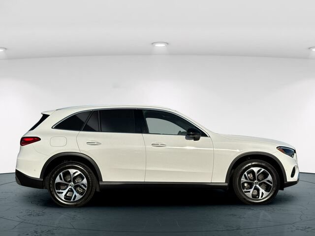 Certified 2026 Mercedes-Benz GLC 350e 4MATIC image 7