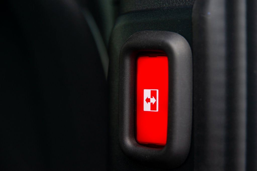 New 2025 Mercedes-Benz Sprinter 2500 image 40