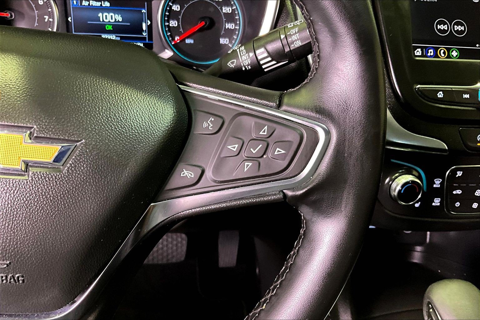 Used 2024 Chevrolet Equinox LT image 12