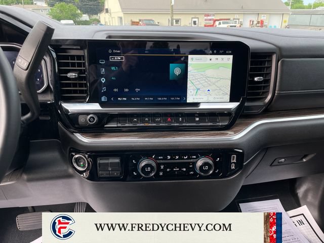 Used 2026 Chevrolet Silverado 1500 RST AWD/4WD image 19