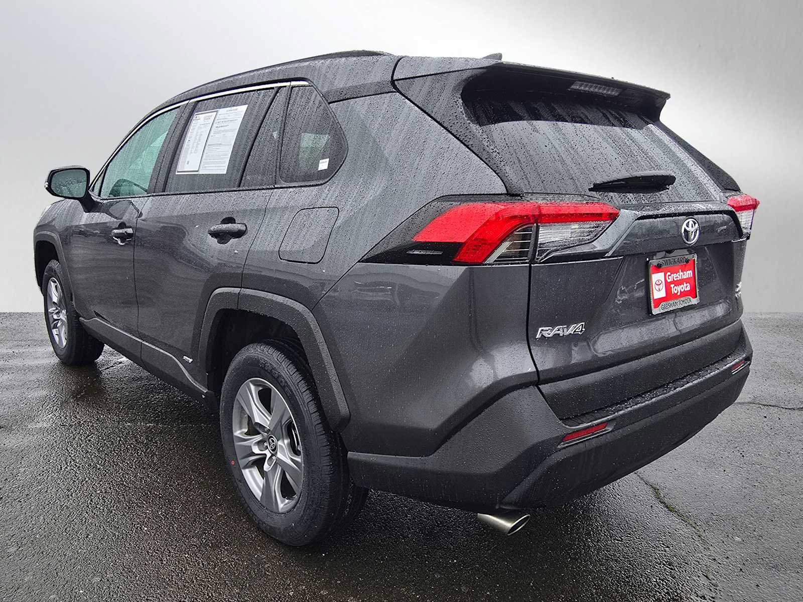 Used 2025 Toyota RAV4 XLE image 6