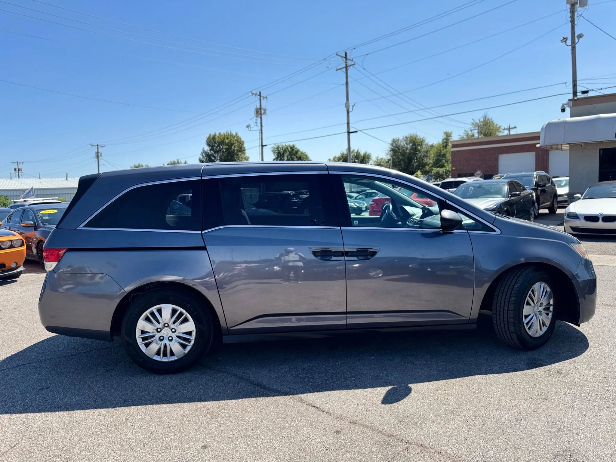 Used 2015 Honda Odyssey LX image 3