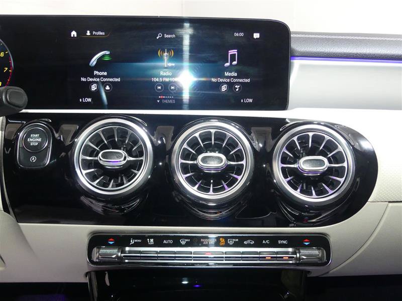 Used 2021 Mercedes-Benz CLA 250 image 37