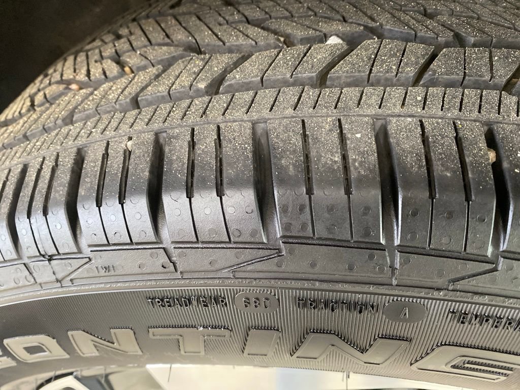 Certified 2026 Buick Enclave Sport Touring AWD/4WD image 13