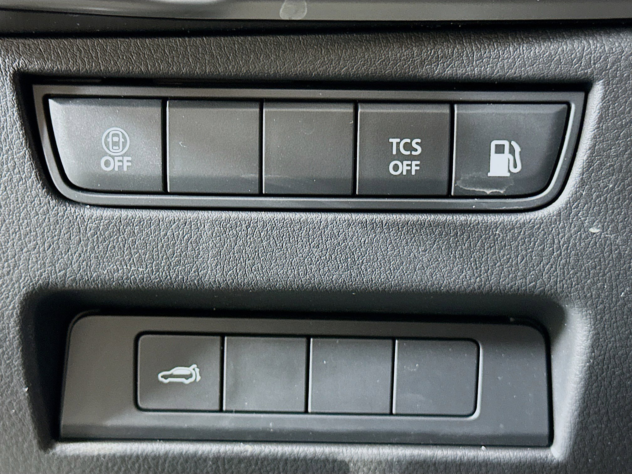 Used 2024 MAZDA CX-90 Plug-In Hybrid w/ Preferred image 17