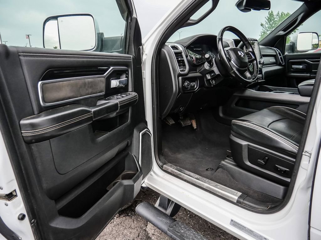 Used 2021 RAM 3500 Laramie AWD/4WD image 32