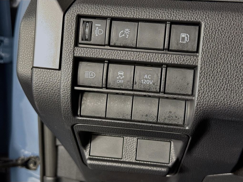 Used 2025 Toyota 4Runner TRD Off-Road AWD/4WD image 15