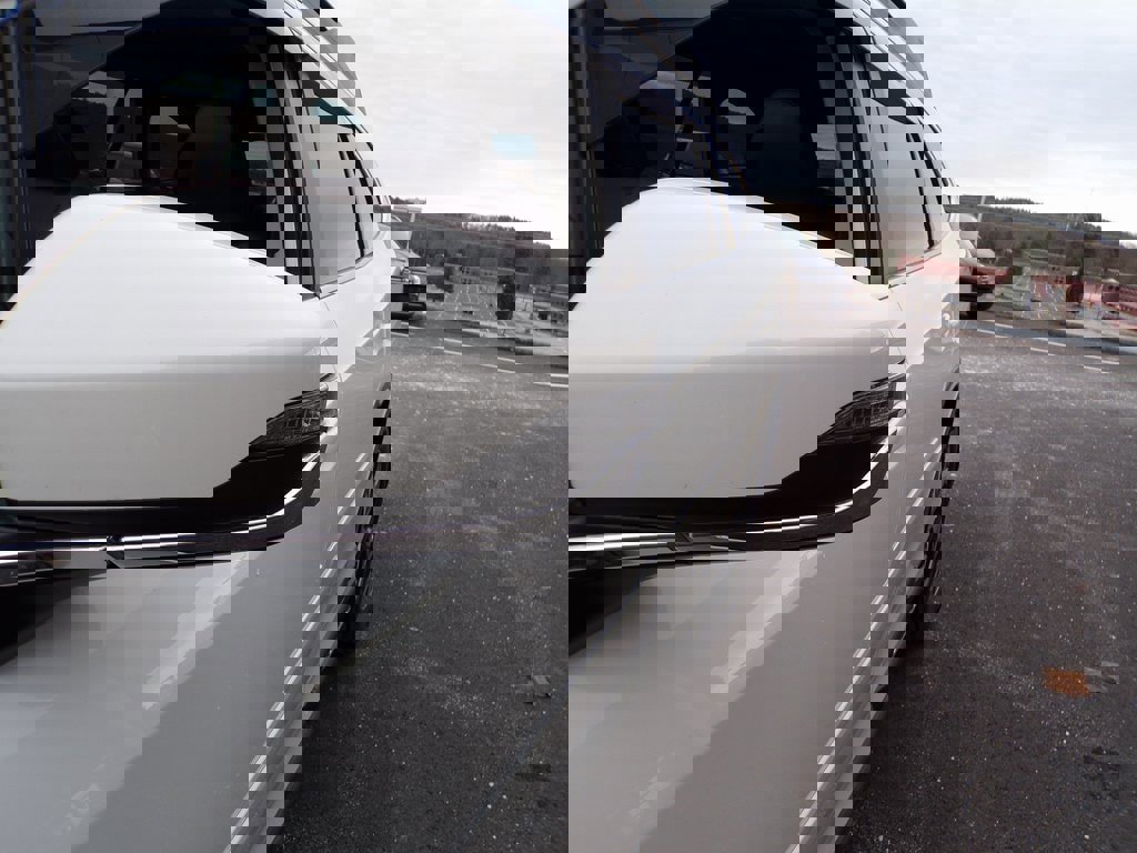 Used 2022 Subaru Outback Limited image 2