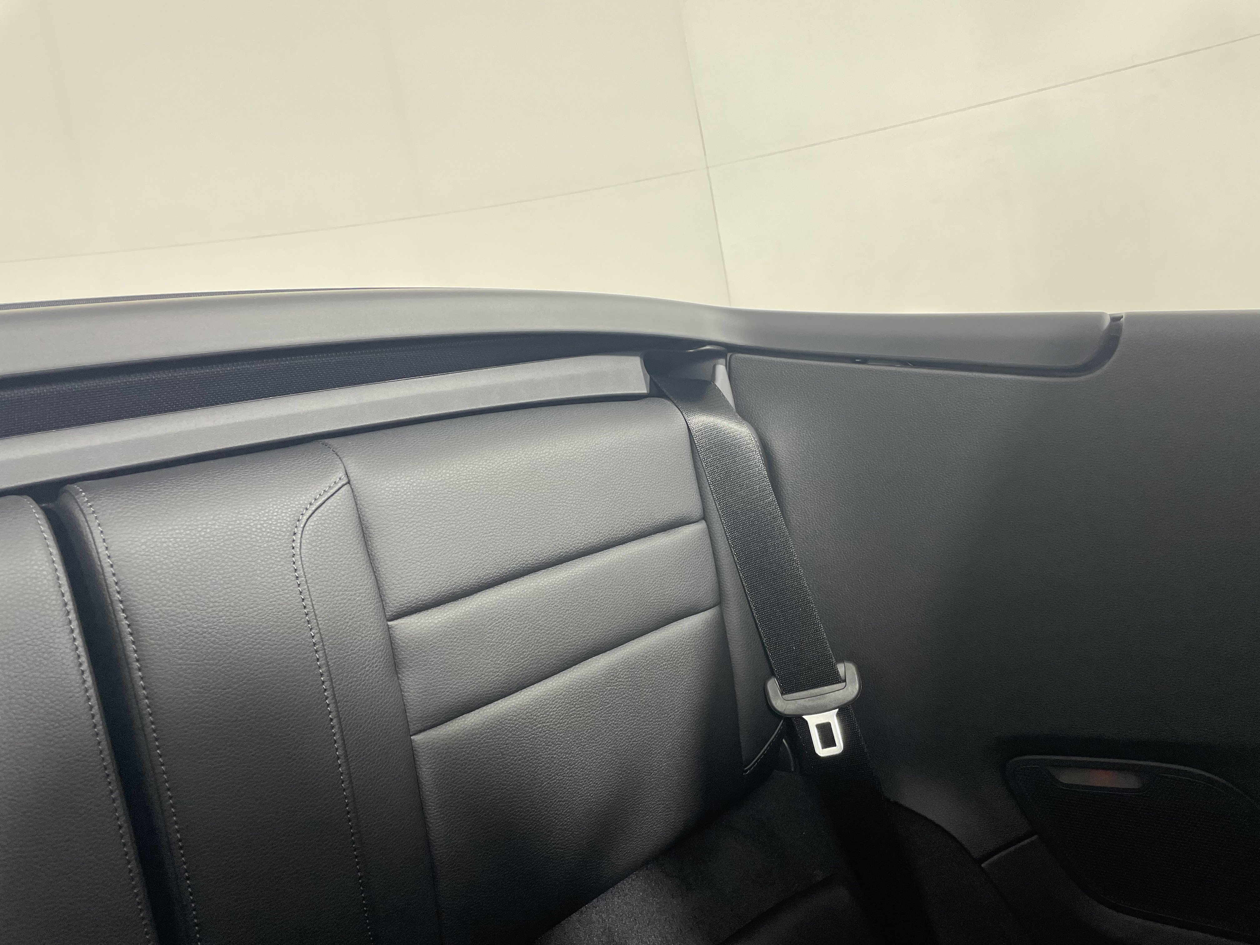 Used 2025 Porsche 911 Carrera image 17