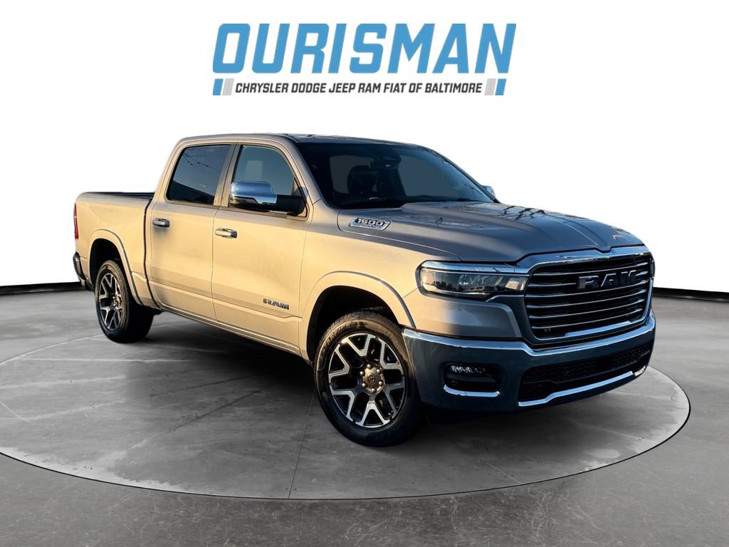 Used 2025 RAM 1500 Laramie AWD/4WD image 1