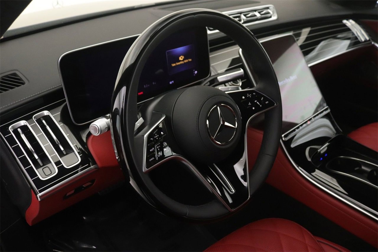 New 2026 Mercedes-Benz S 580e 4MATIC Sedan image 5