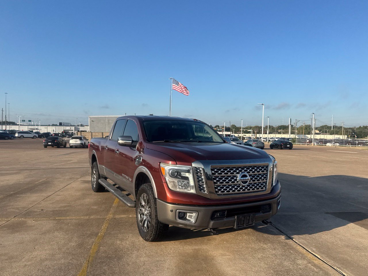 Used 2019 Nissan Titan Platinum Reserve w/ Platinum Utility Package AWD/4WD image 4