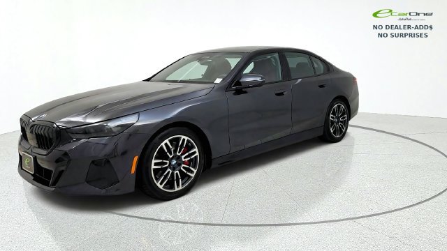 Used 2026 BMW 540i xDrive w/ Executive Package AWD/4WD image 4