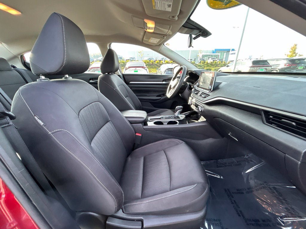 Used 2021 Nissan Altima 2.5 SV FWD image 11