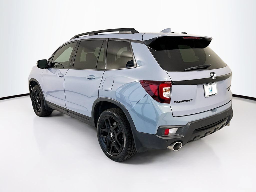 Certified 2025 Honda Passport Black Edition image 7