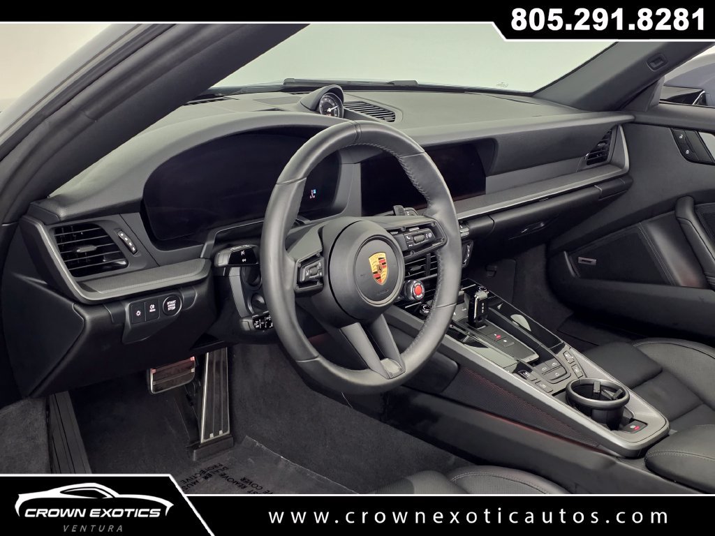 Used 2025 Porsche 911 Carrera w/ Premium Package RWD image 33